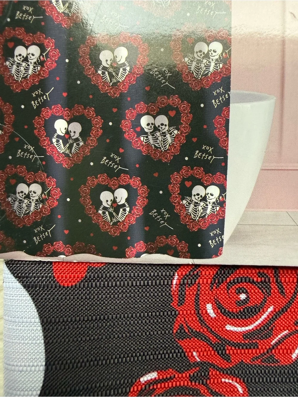 Betsey Johnson NWT Red Rose Heart Skeletons Shower Curtain Set
